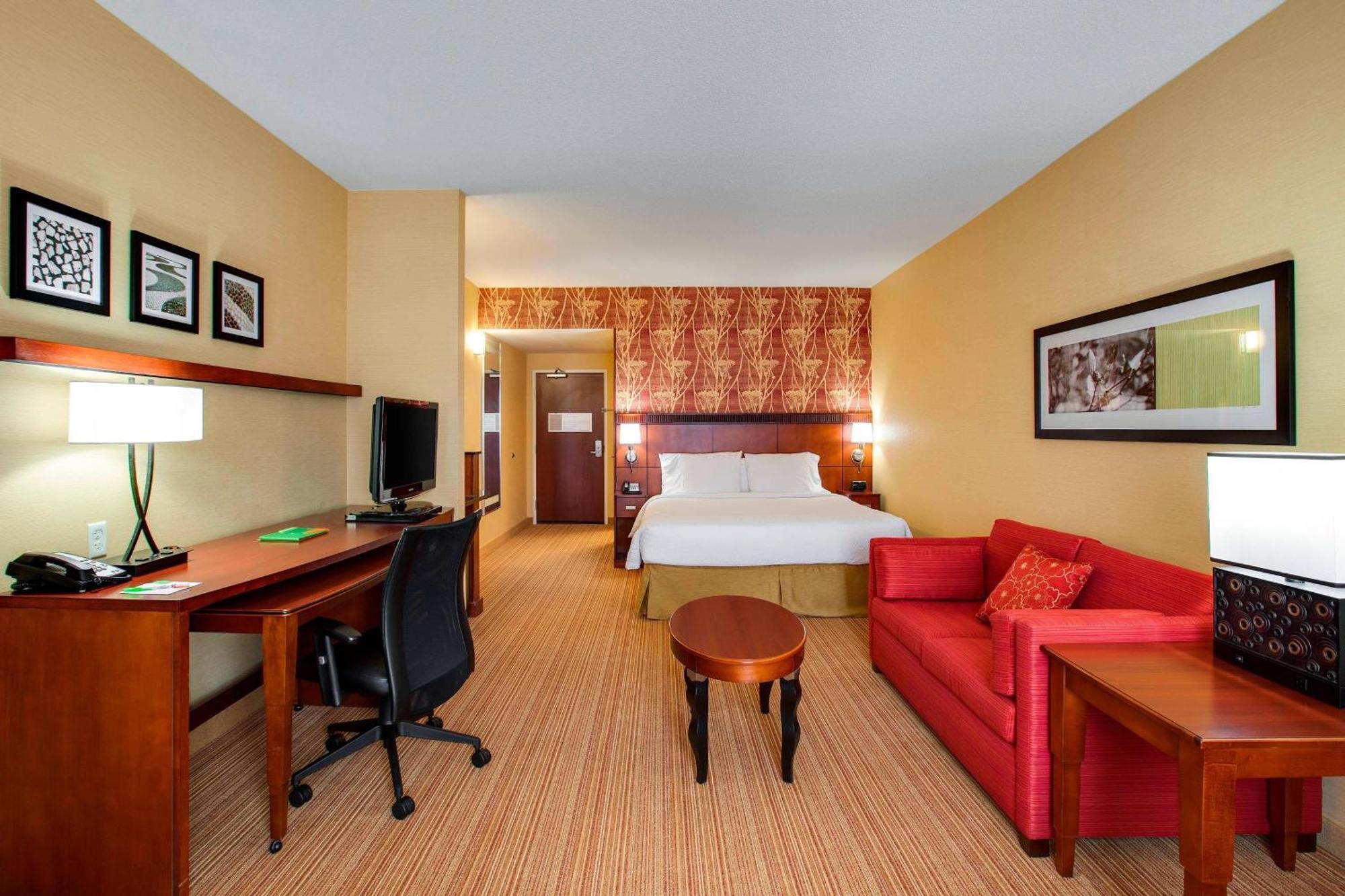 Courtyard By Marriott Chicago Schaumburg/Woodfield Mall Exterior photo