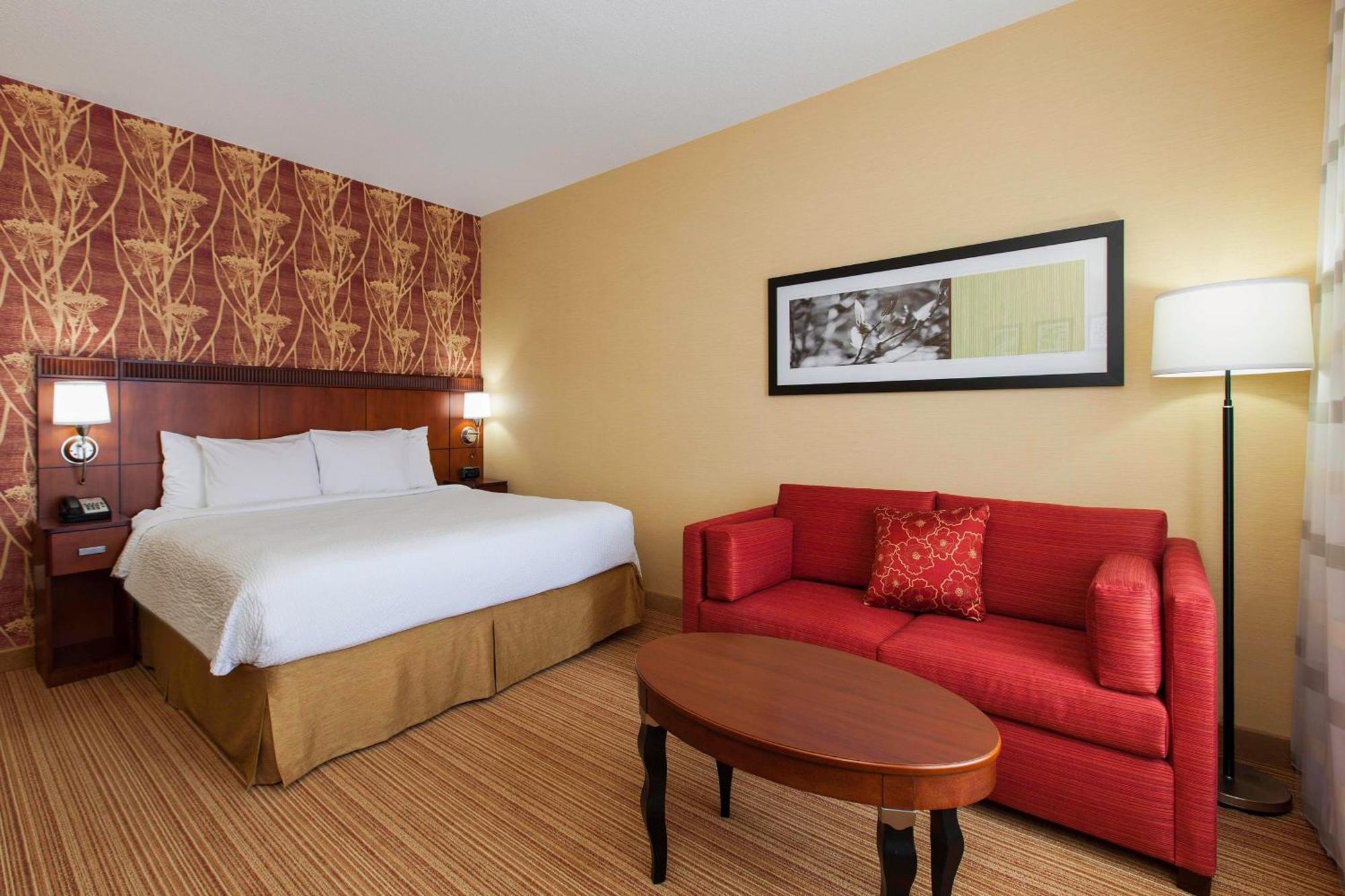 Courtyard By Marriott Chicago Schaumburg/Woodfield Mall Exterior photo