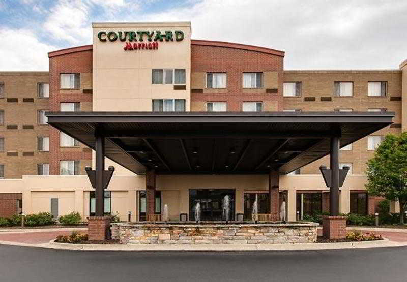 Courtyard By Marriott Chicago Schaumburg/Woodfield Mall Exterior photo