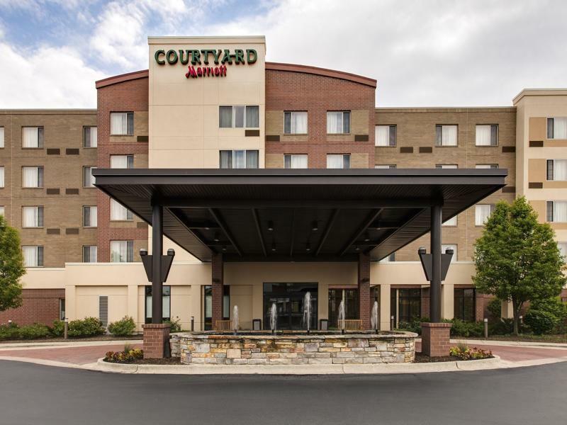 Courtyard By Marriott Chicago Schaumburg/Woodfield Mall Exterior photo